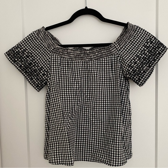 Off the Shoulder Top - Picture 3 of 5